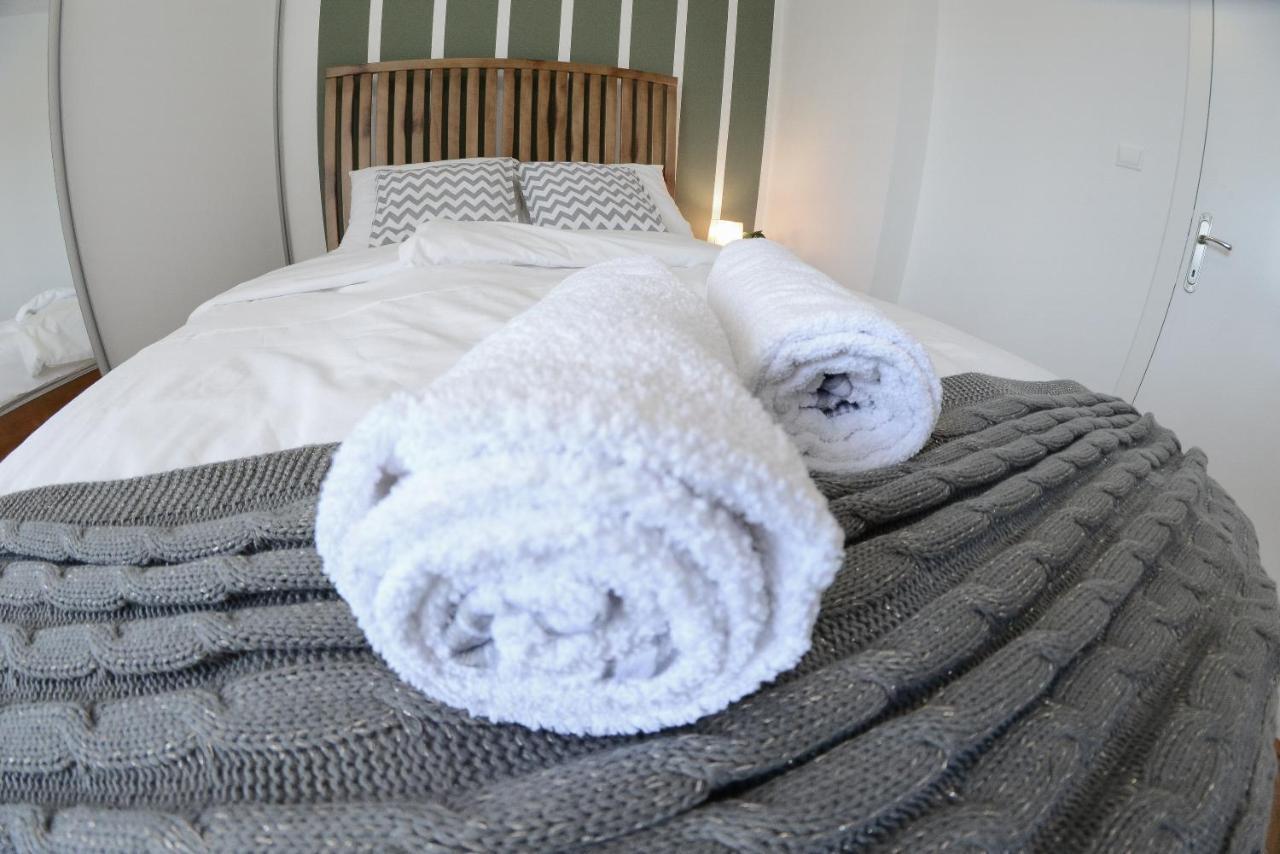 נובי סאד Apartment Dobraya Grey מראה חיצוני תמונה