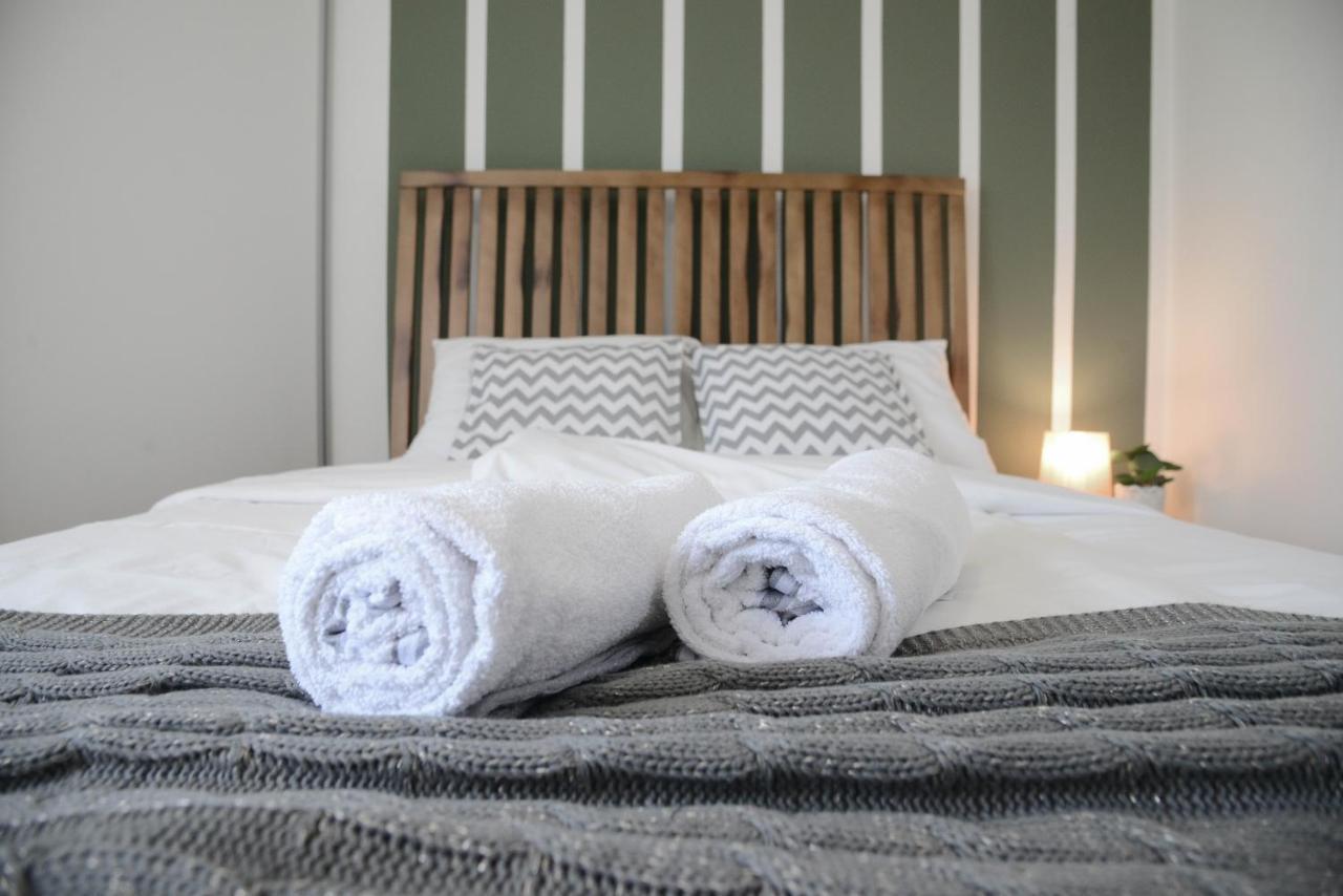 נובי סאד Apartment Dobraya Grey מראה חיצוני תמונה
