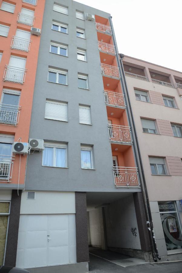 נובי סאד Apartment Dobraya Grey מראה חיצוני תמונה